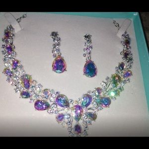 Austrian Crystal Bride Necklace and Earring Set